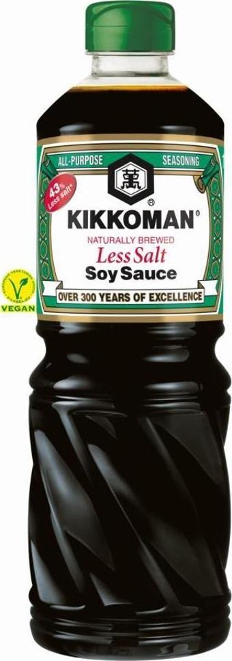 KIKKOMAN SOY SAUCE LESS SALT 975 ML 