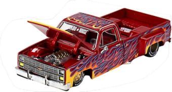 1:64 Diecast Chevrolet Kaido House Fire V1 Silverado Dually Mini GT Model Araba