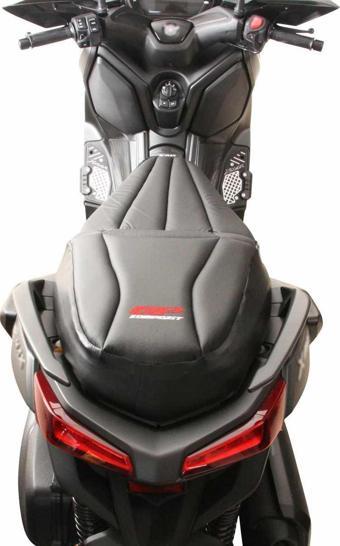 GP Kompozit Yamaha XMAX 250-400 2018-2024 Uyumlu Motosiklet Konfor Sele Kılıfı Siyah