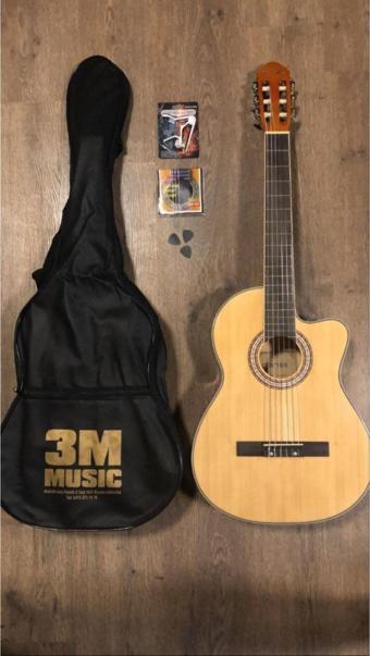 Clariss Klasik Gitar Kesik Kasa Full Set ( Kılıf,Capo, Yedek Takım Tel, Pena Hediyeli )