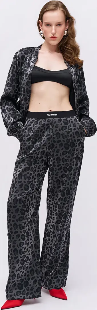 Beli Lastik Detaylı Leopar Desenli Pantolon Siyah