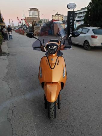 Yuki Gelato Siperlik Ön Cam 2023 2024 Model 43cm Açıkfüme Renkli 4mm APARATSIZDIR