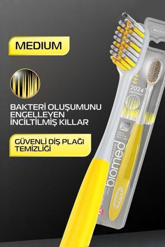 Biomed Gümüş Iyonlarıyla Kaplı Kıllar Orta Sert Sılver Diş Fırçası