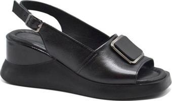 VENÜS 2409302Y DOLGU TOPUK FASHİON DERİ KADIN SANDALET