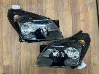 Opel ASTRA H Siyah Zemin Ön Sağ Sol Far Lambası Set 2004>