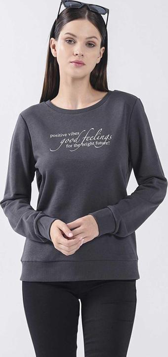 Fashion Friends Kadın Bisiklet Yaka Baskılı Sweatshirt 5370375 Füme