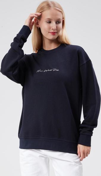 Bisiklet Yaka Kadın Lacivert Slim Fit Sweatshirt 23FWW60168