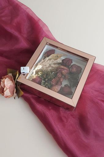 Verda Çerçeve 20X20X5 Cm Ledli Anı Çerçevesi! Yeni Moda Çiçek Anı Çerçevesi!