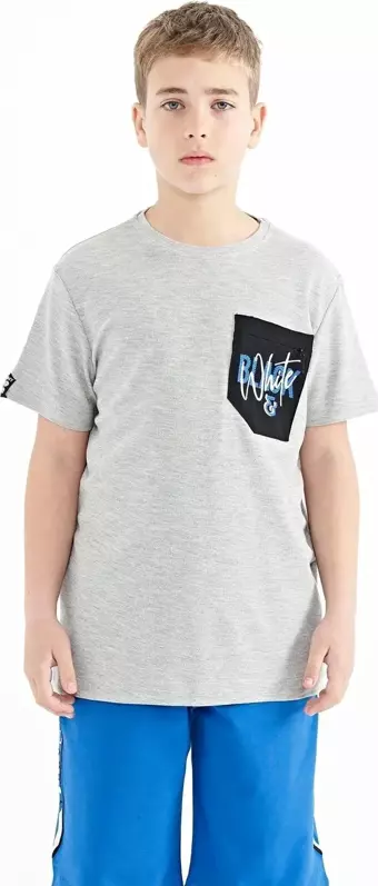 Gri Melanj Ön Cepli Nakış Detaylı O Yaka Standart Kalıp Erkek Çocuk T-Shirt - 11116