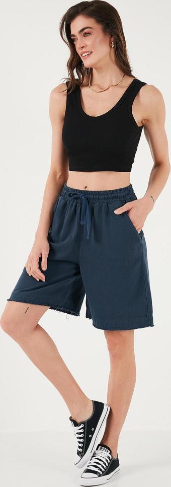 Lela Pamuklu Standart Fit Normal Bel Bağlamalı Cepli Bayan Şort 668YP5326 LACİVERT