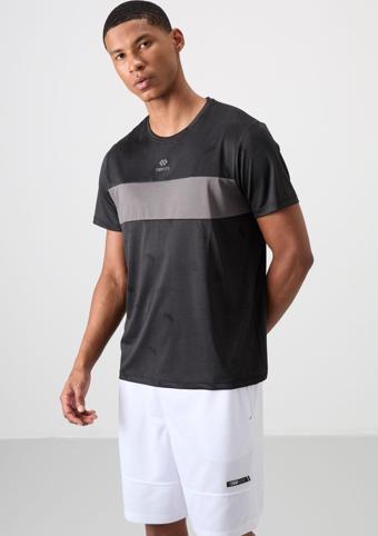 Siyah Polyester Nefes Alan Jakarlı İnce Esnek Standart Fit Erkek Performans T-Shirt - 88398