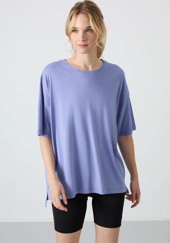 Açık Eflatun Penye Modal Yumuşak Tuşeli Oversize Fit Basic Kadın T-Shirt- 97285