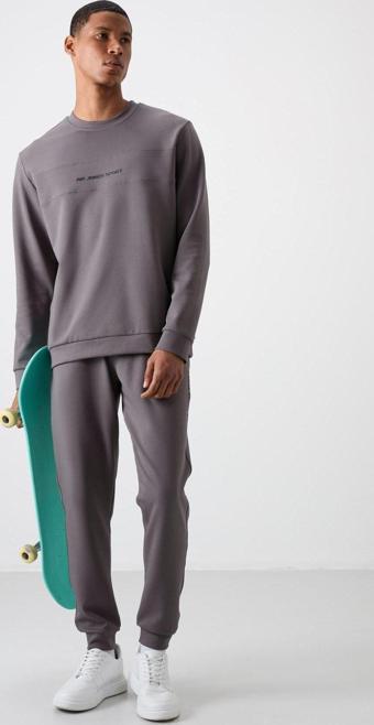 Koyu Gri Pamuklu Kalın Yumuşak Dokulu Comfort Fit Baskılı Erkek Eşofman Takım - 85253