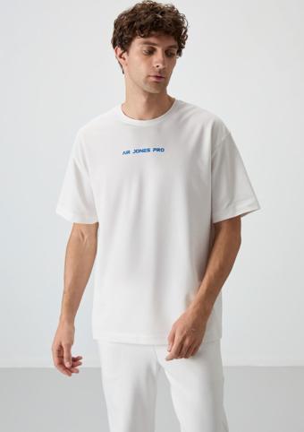 Ekru Pamuklu Kalın Yüzeyi Dokulu Oversize Fit  Baskılı Erkek T-Shirt - 88364