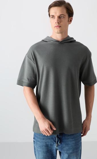 Haki Pamuklu Kalın Yüzeyi Dokulu Oversize Fit Basic Erkek T-Shirt - 88335