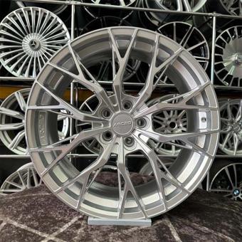 Arceo 18" (İnç) 5X108 Roma Silver Diamond Ford Volvo Uyumlu Jant Takım