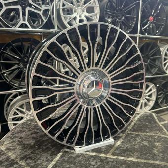 Kormetal 17" (İnç) 5X112 Maybach Vito Viano Uyumlu Siyah Elmas Kesim Jant Modeli Mercedes