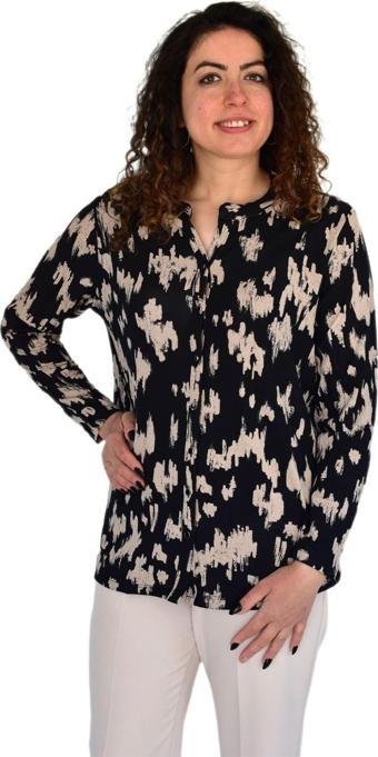 Kadın Batik Baskılı Düğmeli Viscon Bluz BGL-ST04270