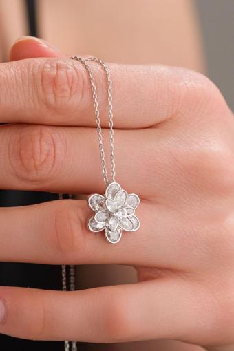 Bs Begisilver 925 Ayar Gümüş Beyaz Lotus Çiçeği Kolye