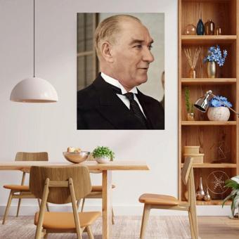 Doğal Tercih Ulu Önder Mustafa Kemal Atatürk Renkli Portre Duvar Sticker 50 x 70