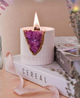 Ersustore Taş Işlemeli Kokulu Soya Wax Dekoratif Beton Saksılı Mum