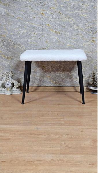 Tedy Kumaşlı 60 cm x 38 cm Siyah Sivriltme Ayaklı Oturak KREM Renk Tek Ebat Beden