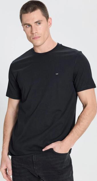 Wrangler Relaxed Fit Small Logo Erkek Tişört MW7NM203877001