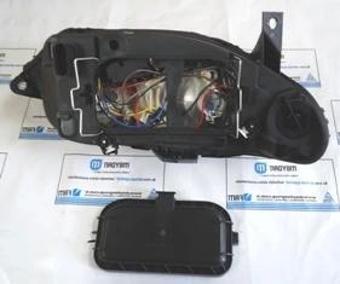 Fıat Albea- 05/13; Far Lambası Sol Elektrikli/Motorlu (İç Aynası Siyah/Nikelajlı)(8 Fişli)(Famella) 