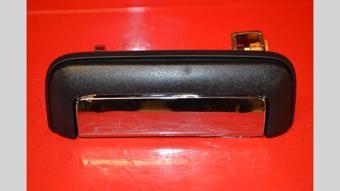 Bagaj Kapak Açma Kolu L200  1999-2005 / 2015-2019 (Açma Kısmı Krom )Mandal (Oem No:Mb365361)