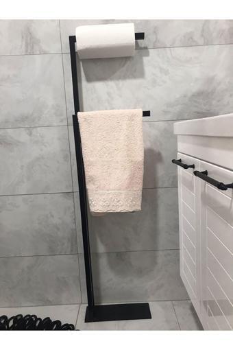 Bir Sürü Eşya Havluluk/ Kağıt Havlu Ve Kumaş Havlu Askısı