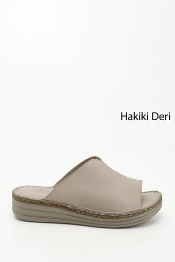 Kadın Bej Dolgu Topuk Hakiki Deri Comfort Terlik