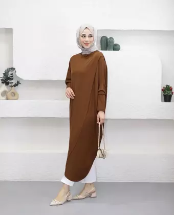 Tunik Modelimiz, Modern Kadının Tarzını Yansıtan Özel Bir Tasarım!