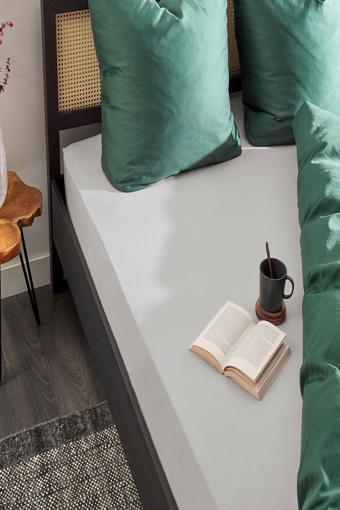 150 x 200 Cm Düz Pamuklu Tek Kişilik Lastikli Fitted Penye Çarşaf