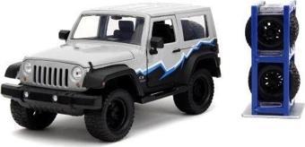 Jada Toys Just Trucks 1:24 2007 Jeep Wrangler Kamyon, Lastik Raflı