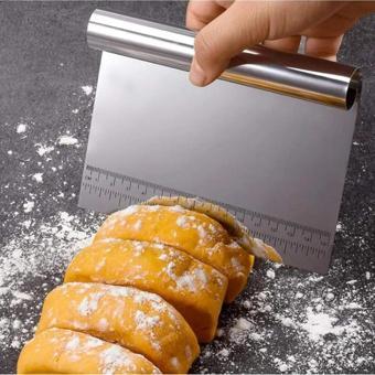 Ölçülü Paslanmaz Lüks Çelik Hamur Kesme Aparatı Çelik Kesici Kazıyıcı Pasta Kek Spatula 15 Cm