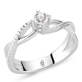 0.30 Ct Tektaş Pırlanta Yüzük  RM30064