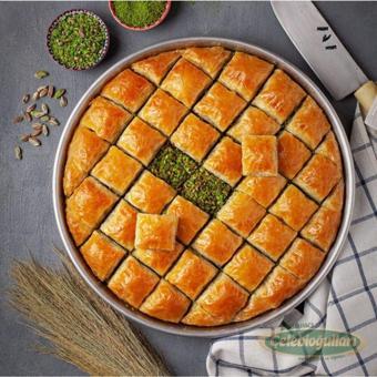 Baklavacı Çelebioğulları Özel Kare Baklava(2.300Gr)