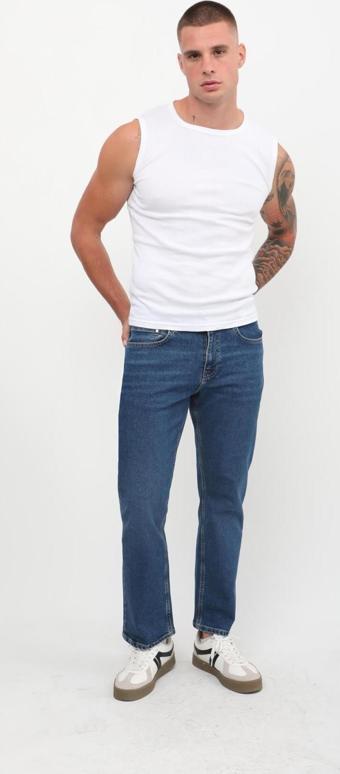 Erkek Straight Fit Normal Bel Rahat Kesim Düz Paça Koyu Mavi Jean Pantolon