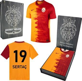 Galatasaray Orijinal İsme Özel Çocuk Forma 20/21 Hediyelik Ahşap Kutulu
