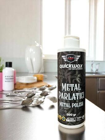 Quick Wax Metal Parlatıcı 200 G Krom, Çelik, Alüminyum Yüzeyler İçin Parlaklık Ve Koruma
