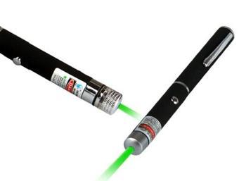 Yeşil Lazer Pointer 100 mW 15 Km Etkili (5 Başlıklı)  GO50608963740