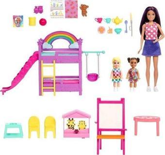 Barbie Skipper Bebek Bakıcılığı Eğlencesi Oyun Seti HND18