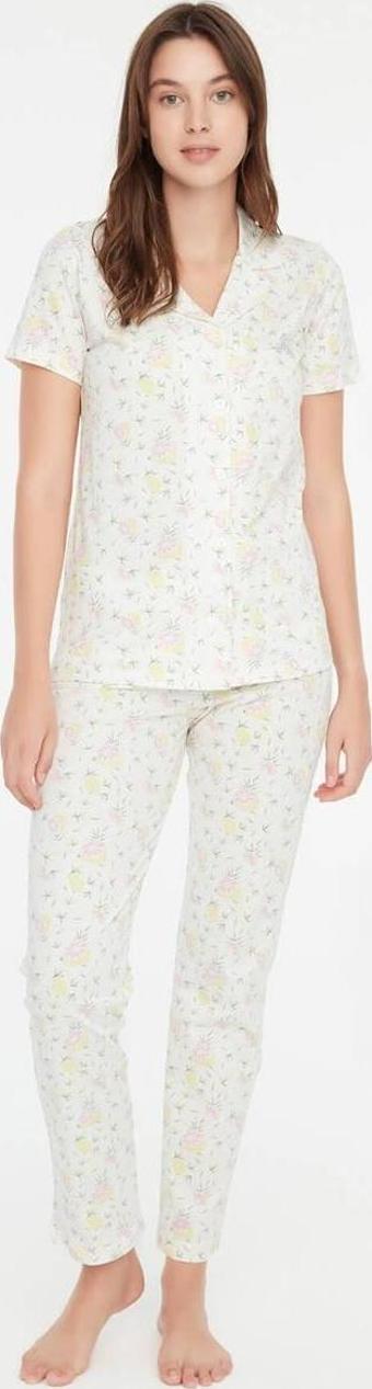 Mod Collection Kadın Desenli Boydan Patlı Pijama Takımı Ekru
