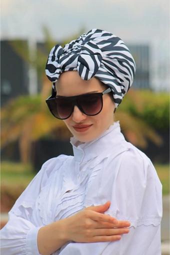 Bav Butik Ayvitrin Kadın Zebra Fiyonklu Bone