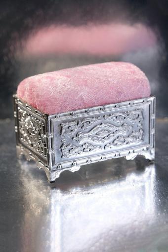 Hürrem Bone Pembe Eşarp Şal Iğnedanlık Kadife Gümüş Sandık 5006_04