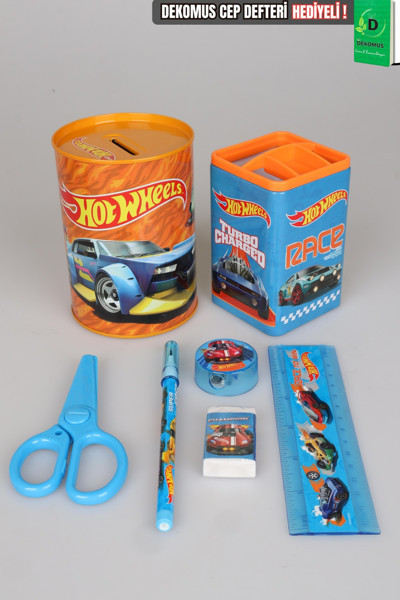 Hot Wheels Lisanslı Masa Üstü Kırtasiye Seti Kalemlik,Kumbara,Silgi,Makas,Cetvel