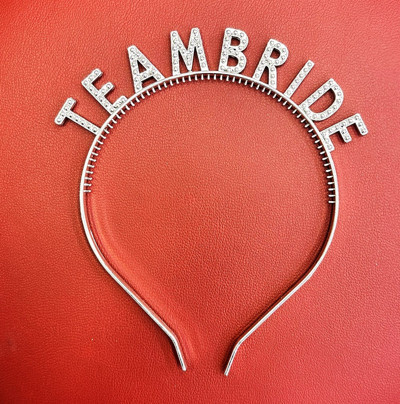 Gümüş Renk Team Bride Taç Plastik – Gelin ve Nedime Tacı