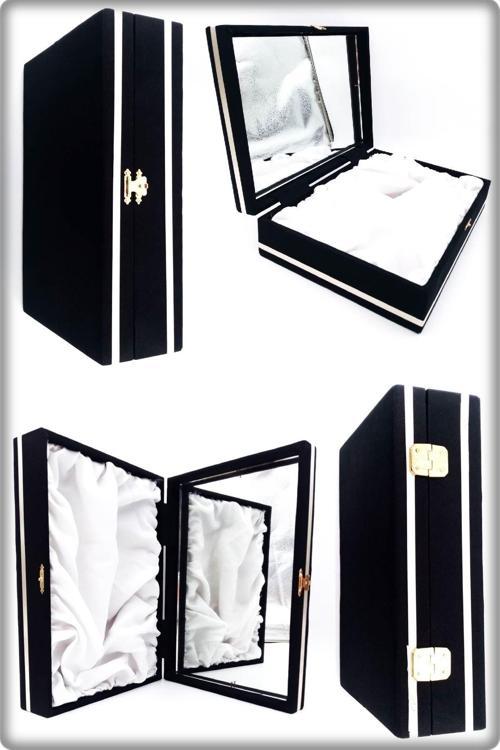 Damat Kutusu Kadife Kumaş Kaplama Kapağı İçten Aynalı Kalıcı Hatıra 31,5X21,5X8,5 Cm Siyah 1 Adet