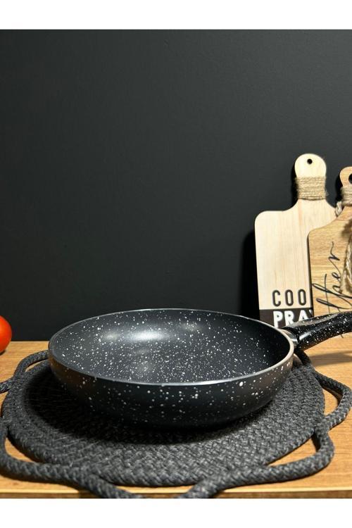18 Cm Gri Granit Tava