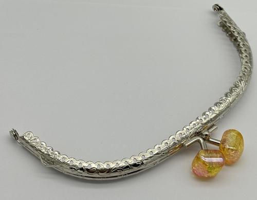 15.5 cm Gümüş Oval Cüzdan Çanta Klipsi Bursu Hardal